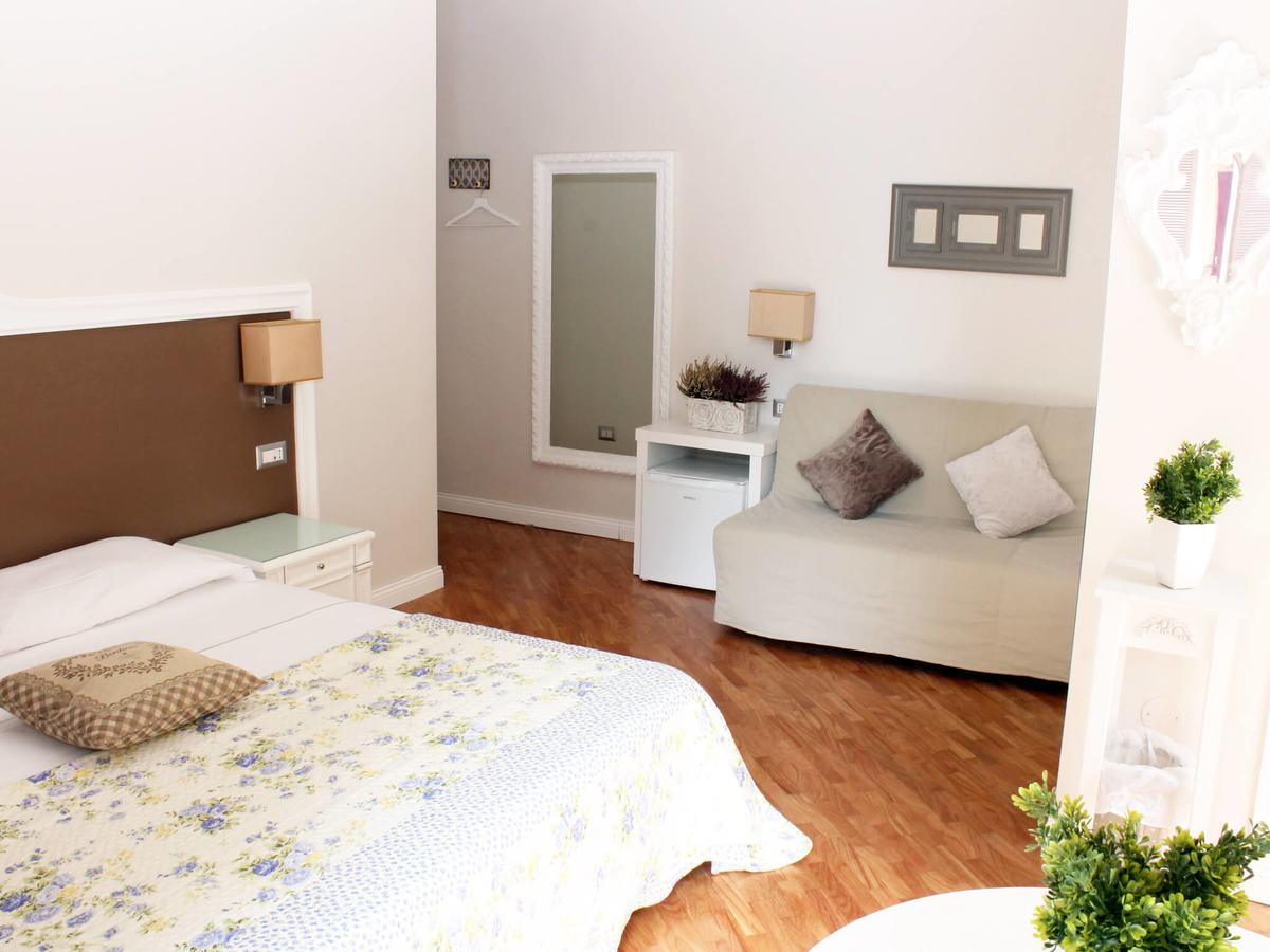 Grand Tour 4Rooms Naples Extérieur photo