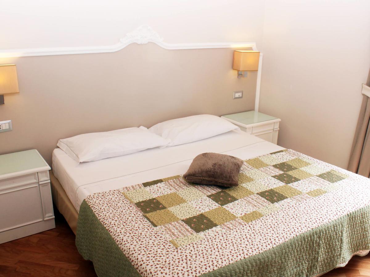 Grand Tour 4Rooms Naples Extérieur photo